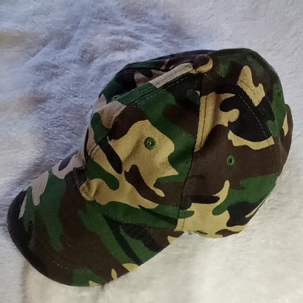 MENS Camouflage Baseball Cap LIKE NEW! VELCRO BACK!
